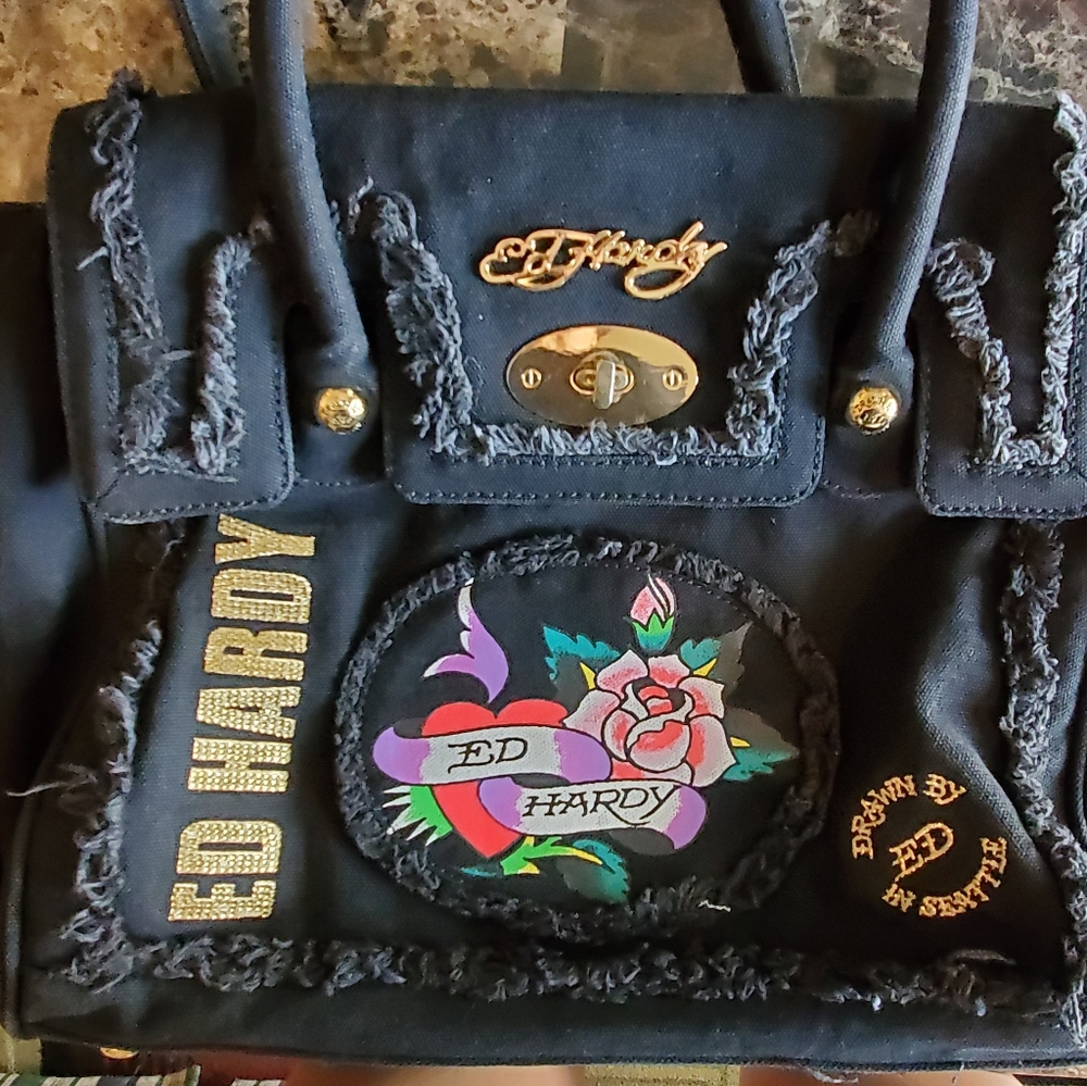 Eh Hardy bag